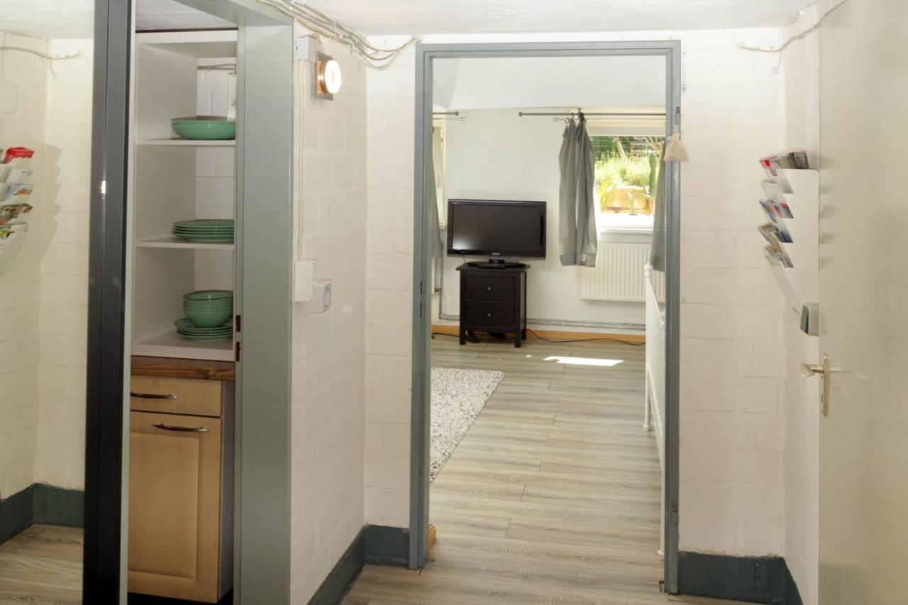 Cozy Souterrain-Half-Basement-Apartment Included 2 Bicycles Berlijn Buitenkant foto