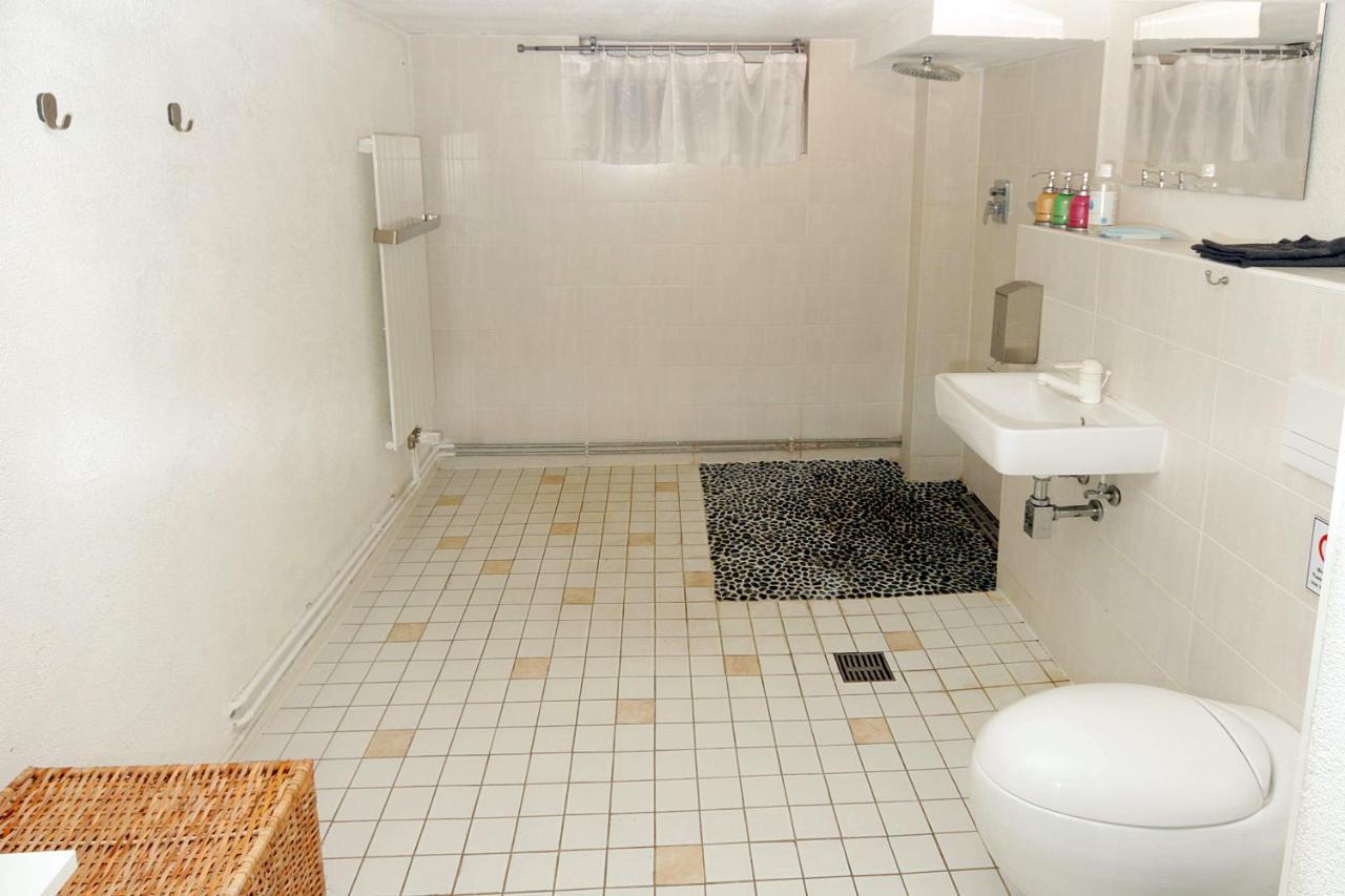 Cozy Souterrain-Half-Basement-Apartment Included 2 Bicycles Berlijn Buitenkant foto